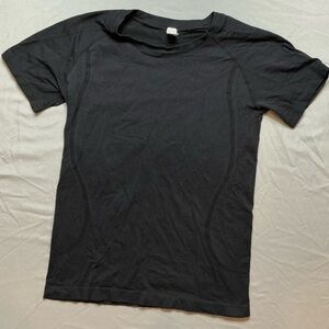 Amazon Black Short Sleeve Tee